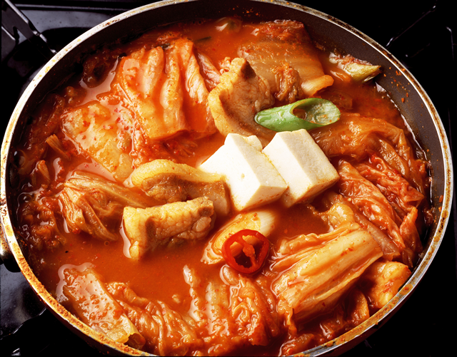 이돈집 근고기김치찌개